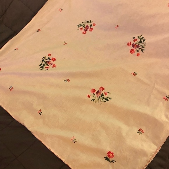 Embroidered White Square Tablecloth - Picture 2 of 8